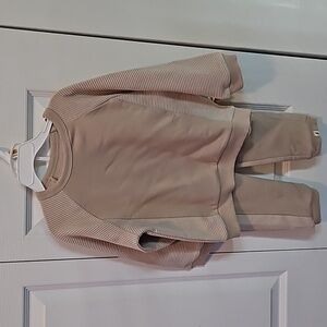 NWT Easy Peasy Organic Sweatsuit 3T